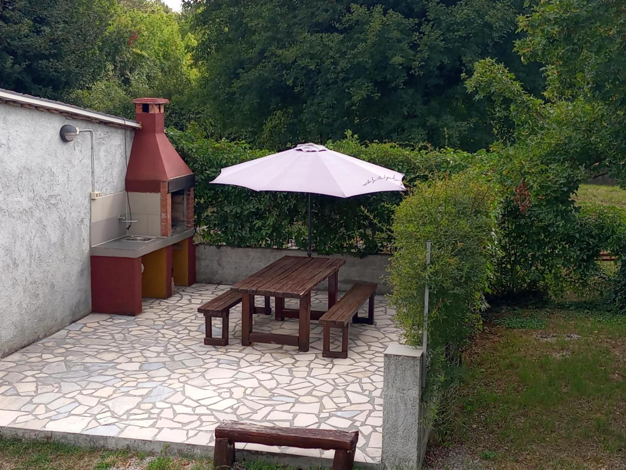 Apartmani Bartulasi Roč Exteriör bild